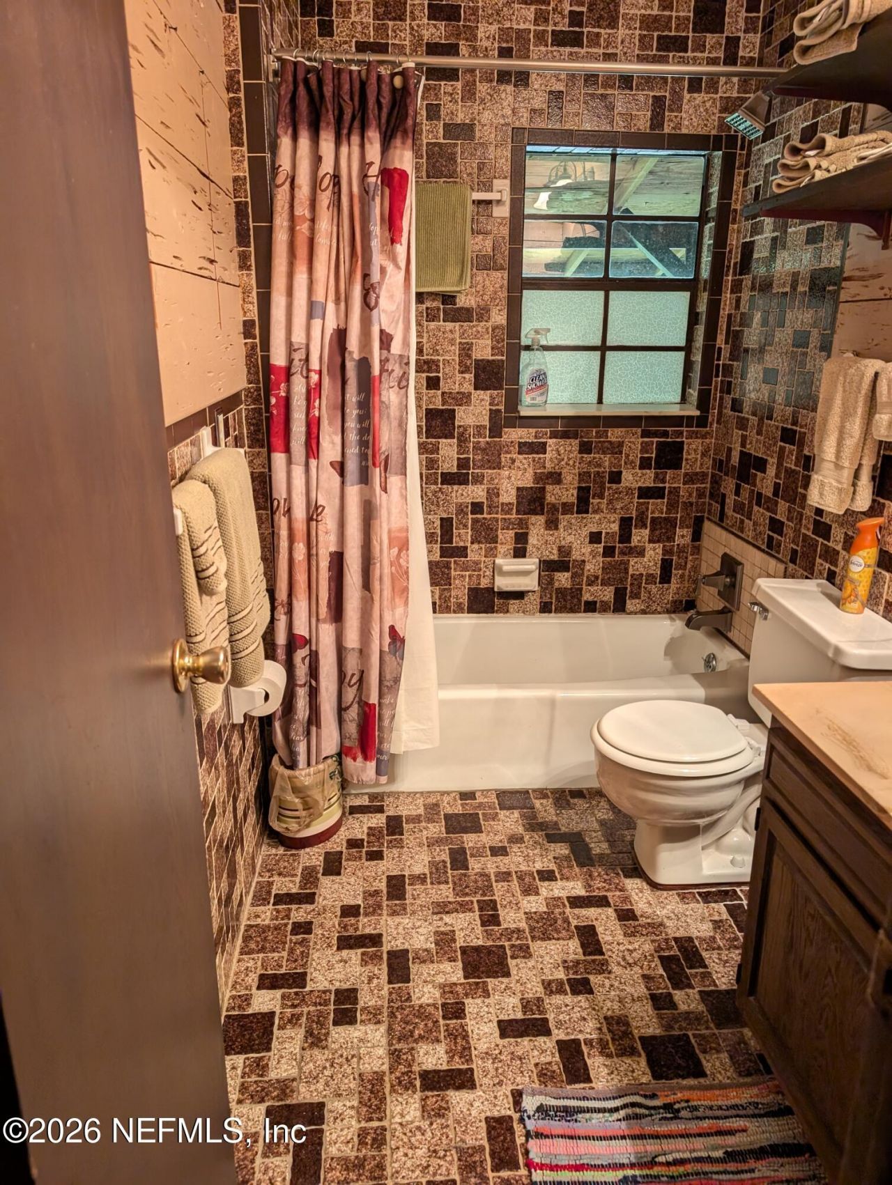 183 Sherman Drive Circle, Unit B, Interlachen, FL 32148 Photo