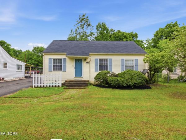 3113 Boright Drive, Knoxville, TN 37917