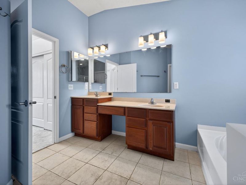 6741 Adena Circle, Hamilton Twp, OH 45039 Photo 16