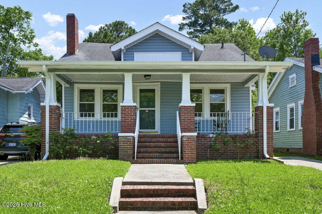 1912 Nun Street, Wilmington, NC 28403 Main Photo