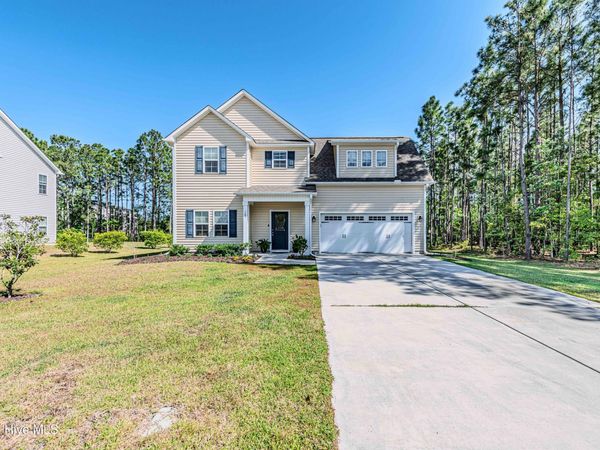107 Village Drive, Holly Ridge, NC 28445