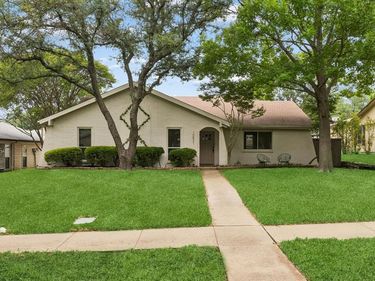 10831 Hayfield Drive, Dallas, TX 75238