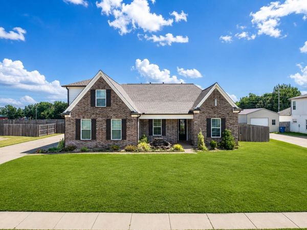 70 TRINITY CV, Atoka, TN 38004