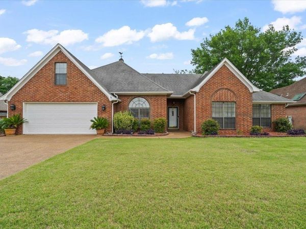 1320 WOLF LAIR DR, Collierville, TN 38017