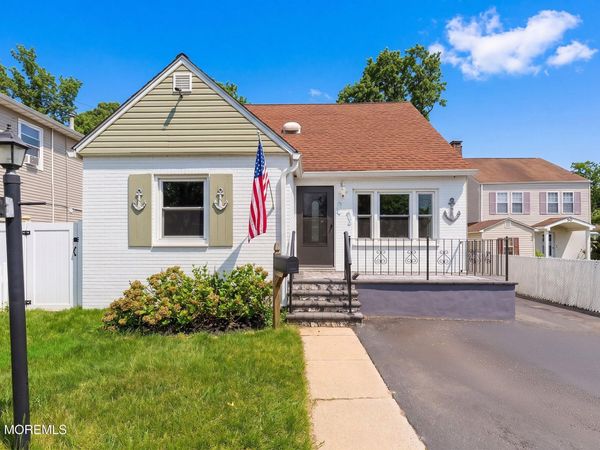 52 Port Monmouth Road, Keansburg, NJ 07734