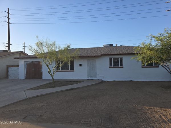 4716 W OSBORN Road, Phoenix, AZ 85031
