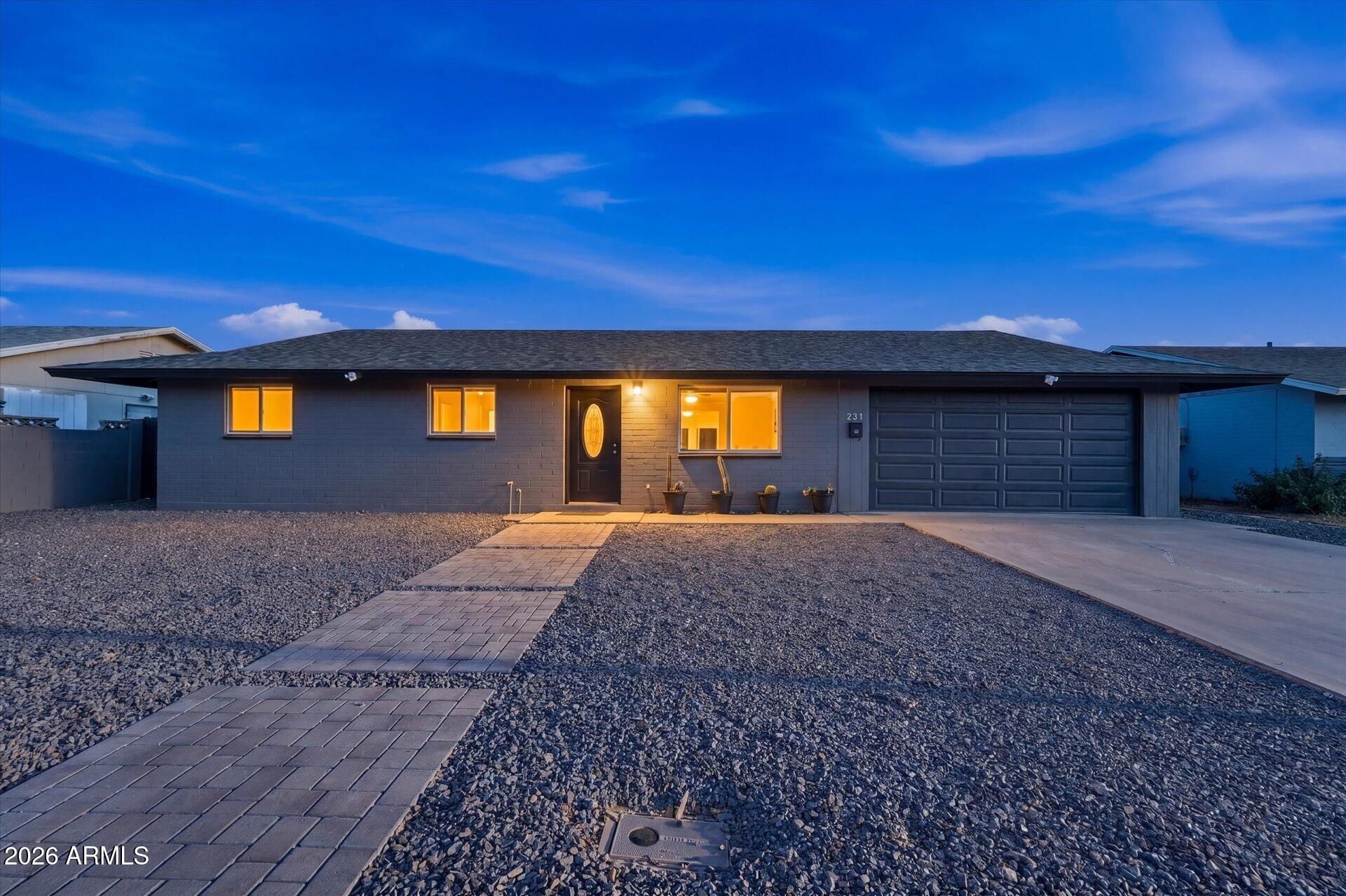 221 W Indigo Street, Mesa, AZ 85201 Main Photo