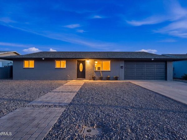 221 W INDIGO Street, Mesa, AZ 85201