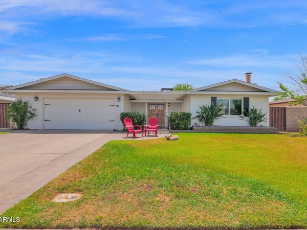2343 W DE PALMA Circle, Mesa, AZ 85202