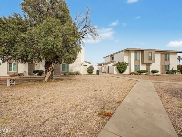 7775 W GLENN Drive, Glendale, AZ 85303