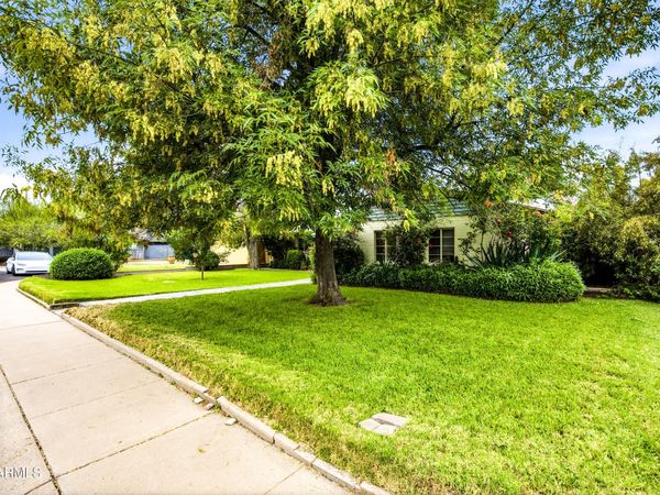 1808 W AVALON Drive, Phoenix, AZ 85015