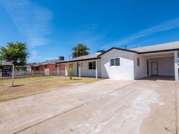 2928 W PUGET Avenue, Phoenix, AZ 85051