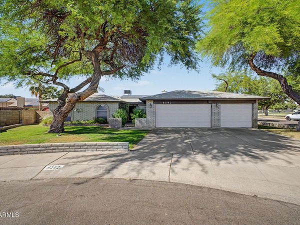 8542 N 48TH Lane, Glendale, AZ 85302