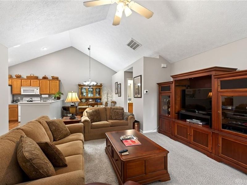 450 Birkdale Village Drive, Washington Township, OH 45458 Photo 11