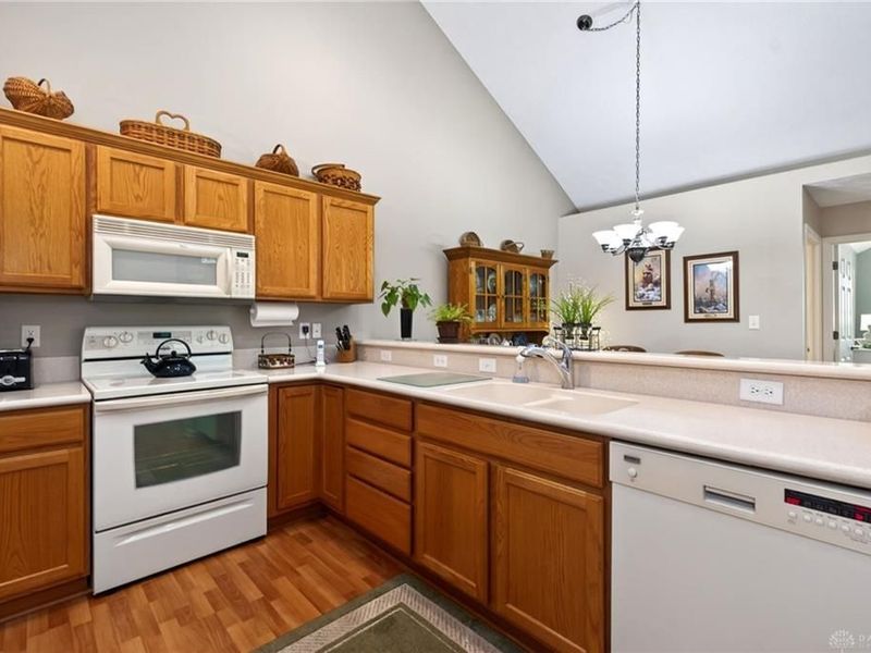 450 Birkdale Village Drive, Washington Township, OH 45458 Photo 28