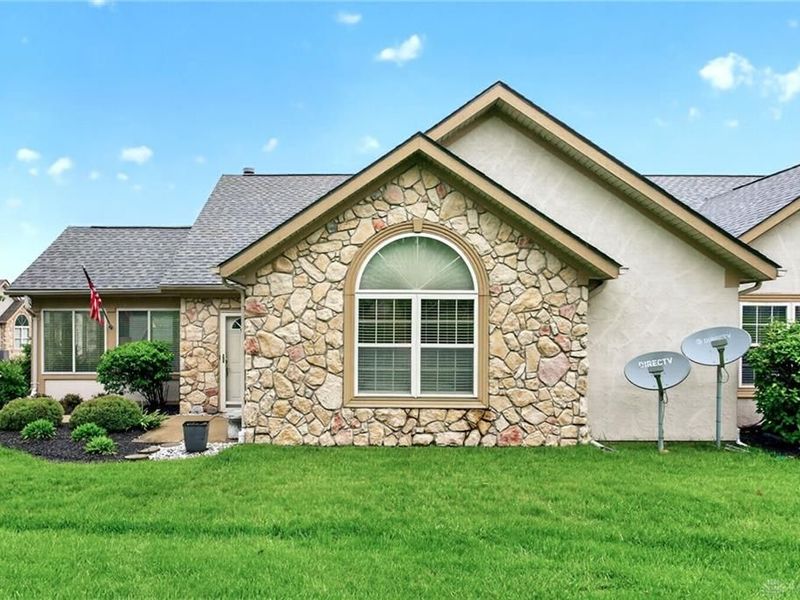 450 Birkdale Village Drive, Washington Township, OH 45458 Photo 3