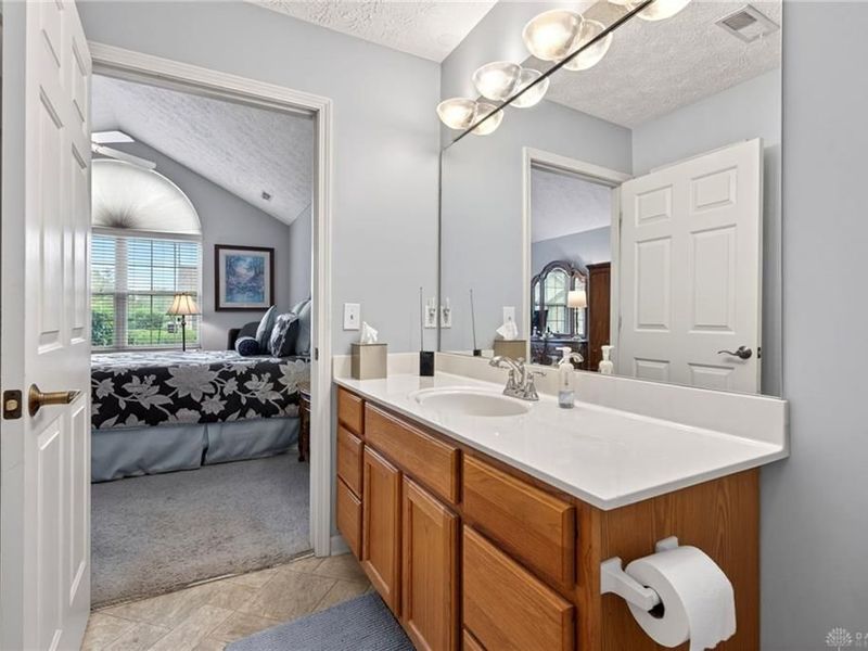 450 Birkdale Village Drive, Washington Township, OH 45458 Photo 40