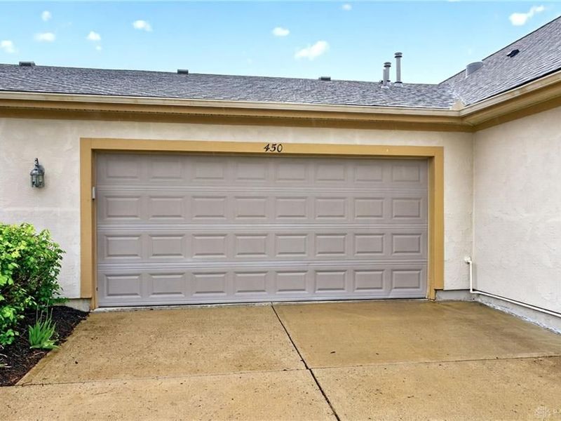 450 Birkdale Village Drive, Washington Township, OH 45458 Photo 5