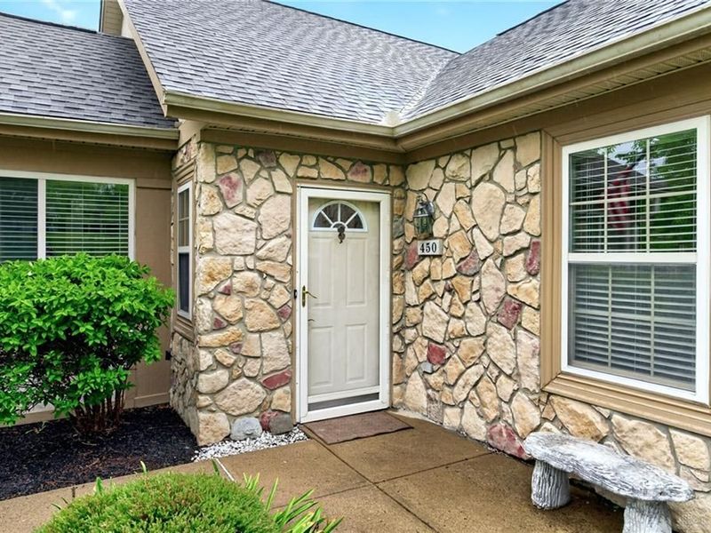450 Birkdale Village Drive, Washington Township, OH 45458 Photo 8
