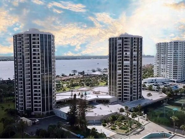 1 Oceans West Boulevard, Unit 2b6, Daytona Beach, FL 32118