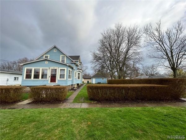 175 12th Avenue , Unit LOWER, North Tonawanda, NY 14120