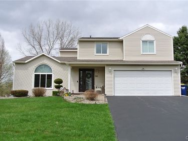 414 Mallard Drive, Camillus, NY 13031