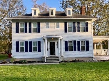 7 W Kendrick Avenue, Hamilton, NY 13346