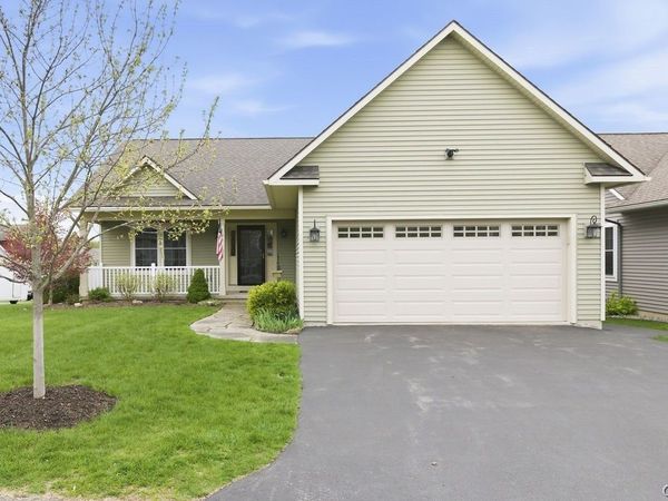 106 Linenhall Street, Camillus, NY 13031