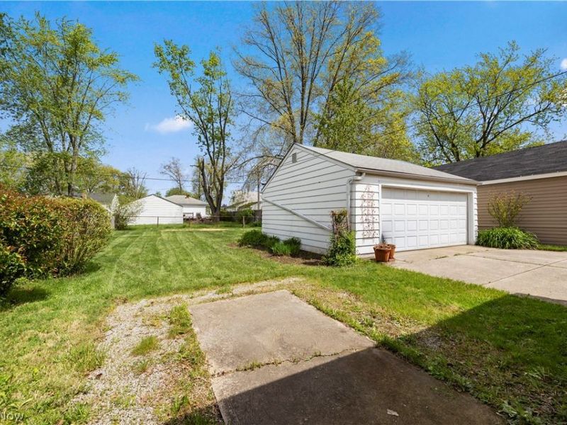 166 Caroline Street , Elyria, OH 44035 Photo 25