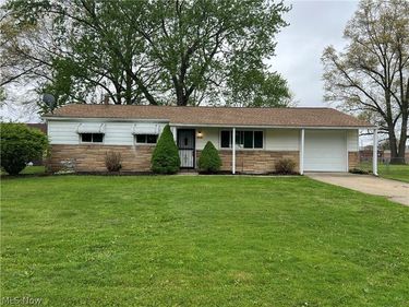 4135 Sabin Drive, Rootstown, OH 44272
