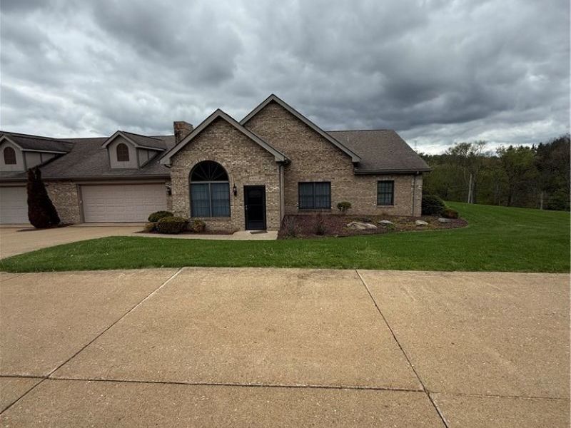 49092 Eagle Drive , East Liverpool, OH 43920 Photo 1