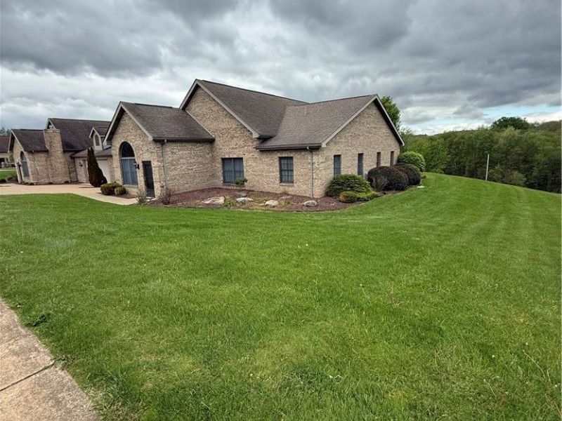 49092 Eagle Drive , East Liverpool, OH 43920 Photo 2