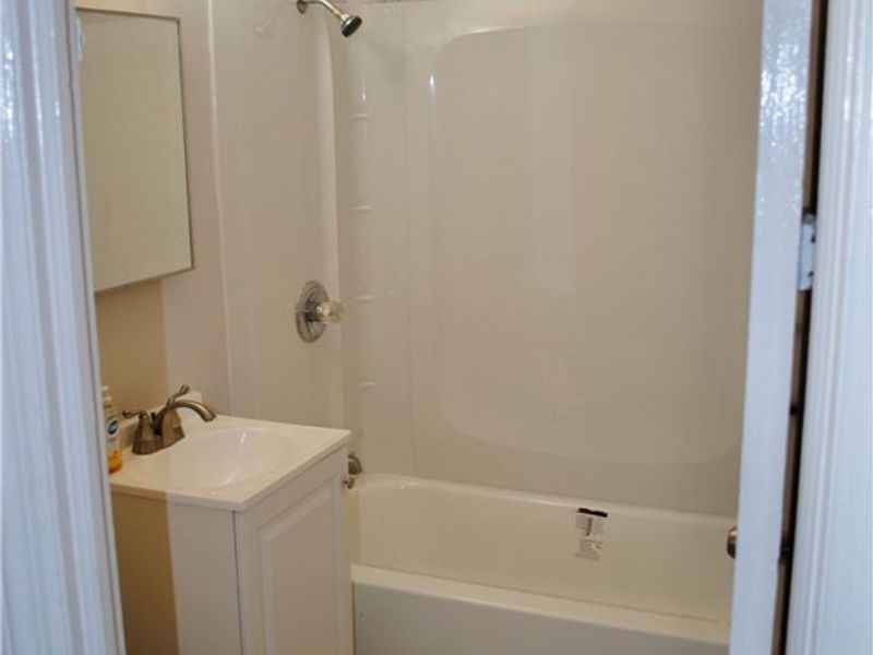 1527 Babbitt Road , Euclid, OH 44132 Photo 13