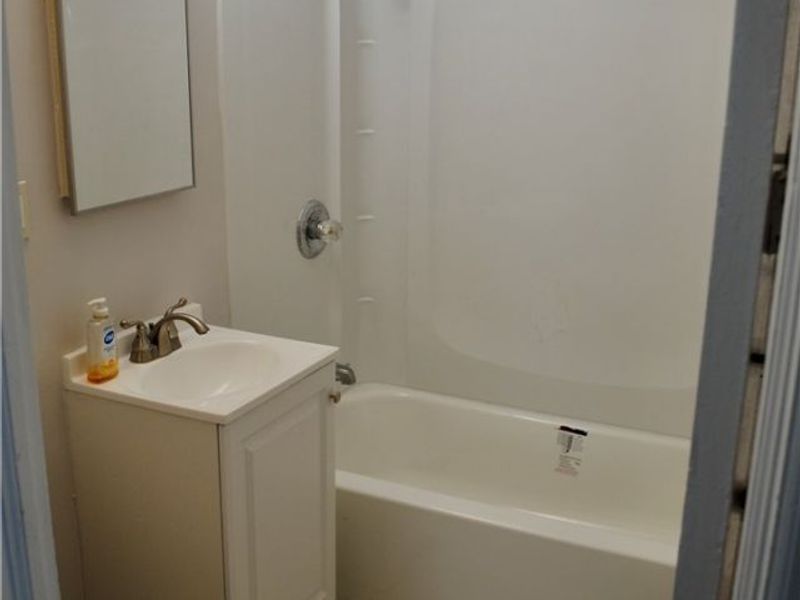 1527 Babbitt Road , Euclid, OH 44132 Photo 14