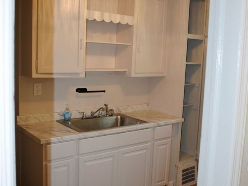 1527 Babbitt Road , Euclid, OH 44132 Photo 8
