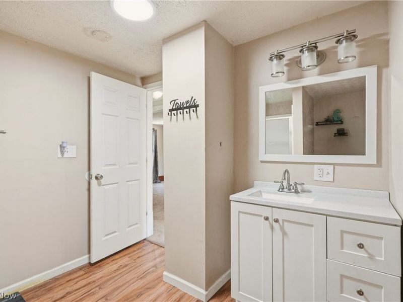 1026 Collinwood Avenue, Akron, OH 44310 Photo 11