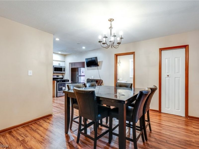 1026 Collinwood Avenue , Akron, OH 44310 Photo 12