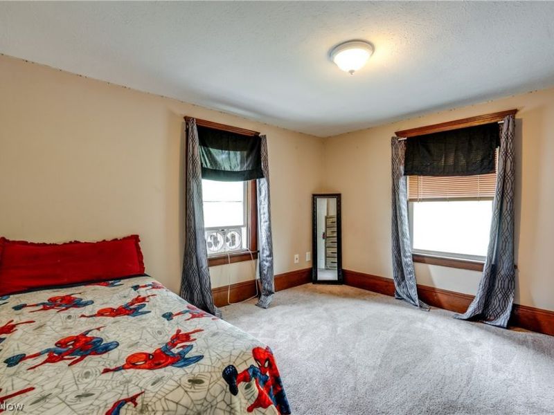 1026 Collinwood Avenue , Akron, OH 44310 Photo 16
