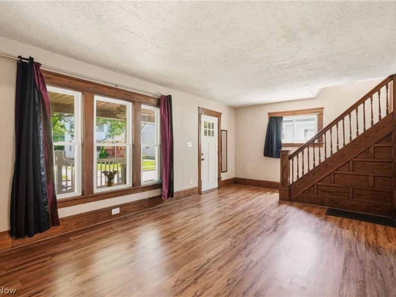 1026 Collinwood Avenue, Akron, OH 44310 Photo 4