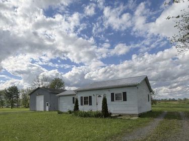 1993 Kinsman Road NE, North Bloomfield, OH 44450