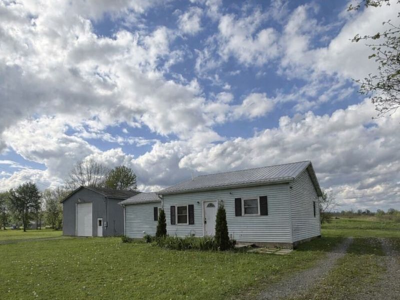 1993 Kinsman Road NE, North Bloomfield, OH 44450 Photo 1