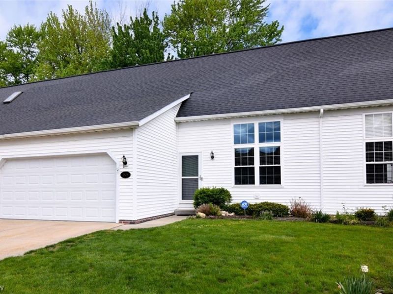 2529 Clearwater Lane, Unit 22, Painesville Township, OH 44077 Photo 1