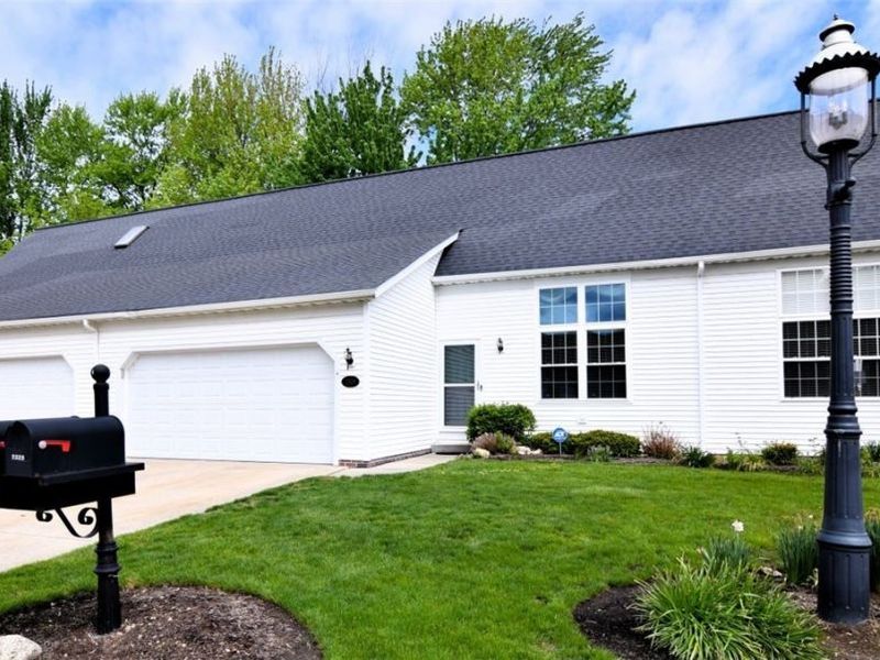 2529 Clearwater Lane, Unit 22, Painesville Township, OH 44077 Photo 9