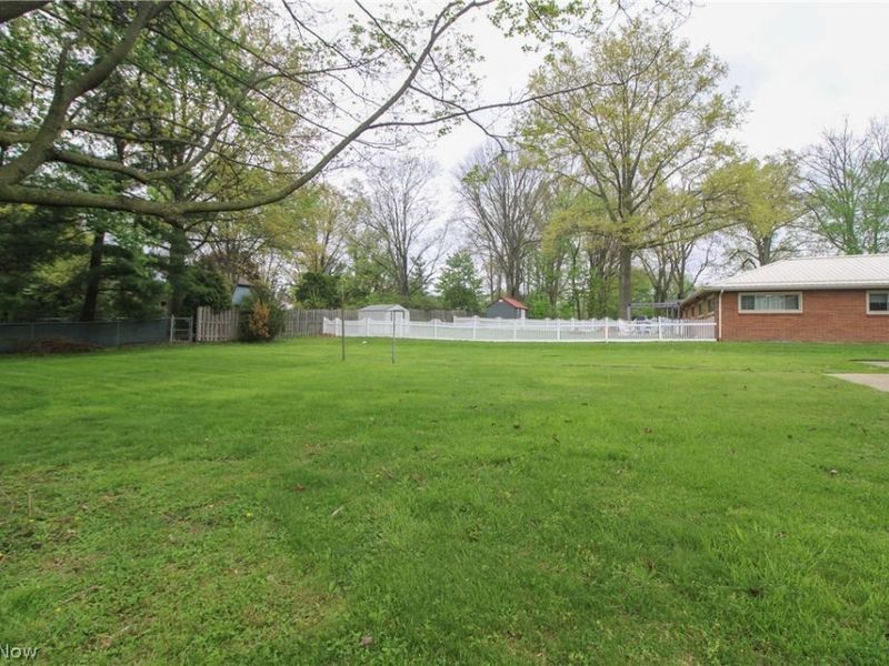 7854 Lee Run Road , Poland, OH 44514 Photo 5
