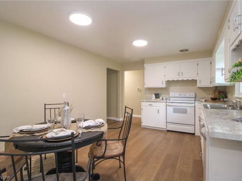 7854 Lee Run Road , Poland, OH 44514 Photo 9