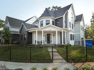 3233 4TH STREET N, ARLINGTON, VA 22201