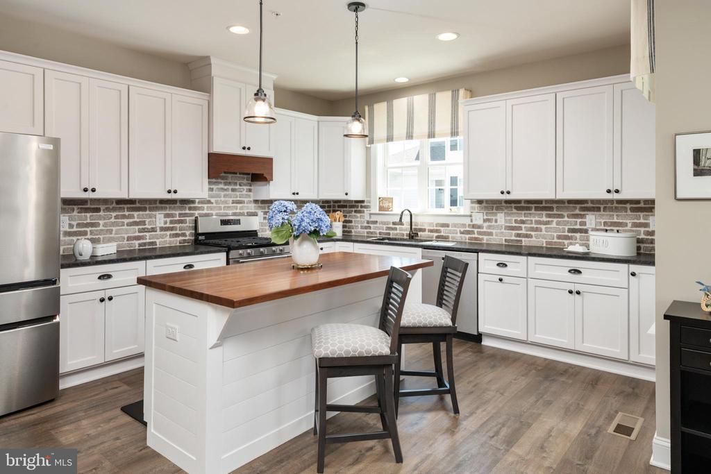352 Topside Drive, Unit 229, Stevensville, MD 21666 Main Photo