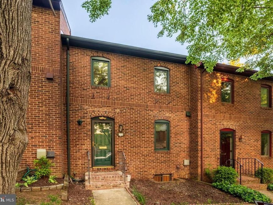 35 City Gate Lane, Annapolis, MD 21401 Main Photo