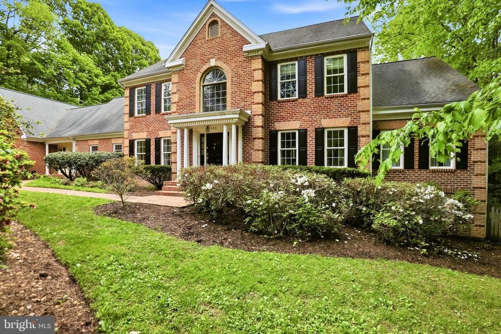 7008 TRAPPERS COURT, MANASSAS, VA 20111