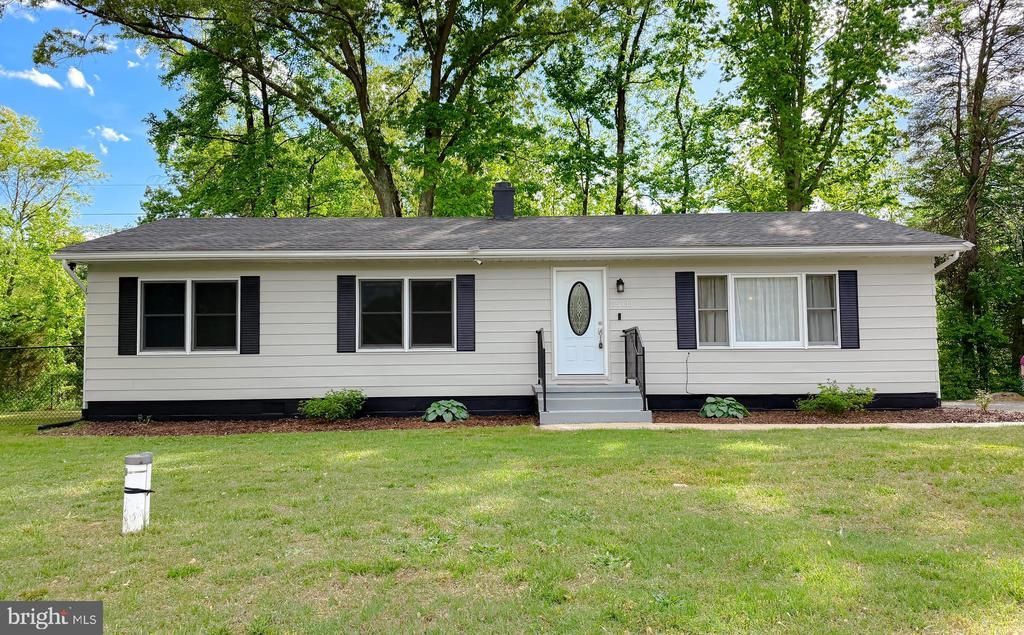 25033 Three Notch Road, Hollywood, MD 20636 Main Photo
